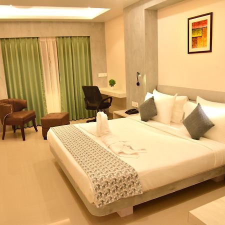 Hotel Rishiraj, Nagaon Nagaon  Eksteriør bilde