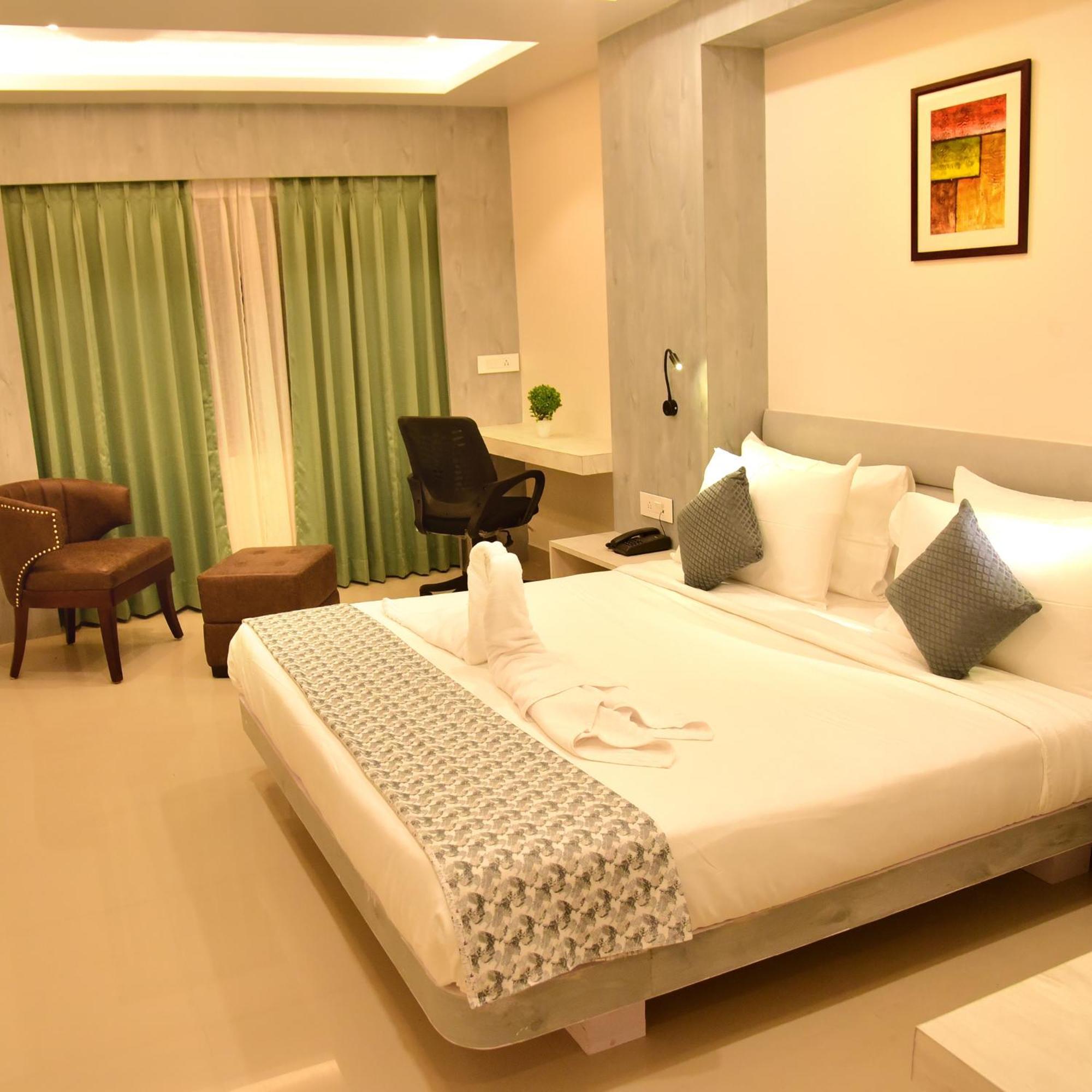 Hotel Rishiraj, Nagaon Nagaon  Eksteriør bilde